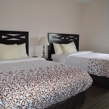 Auberge Macdonald Guest Inn Iroquois Falls Exteriér fotografie