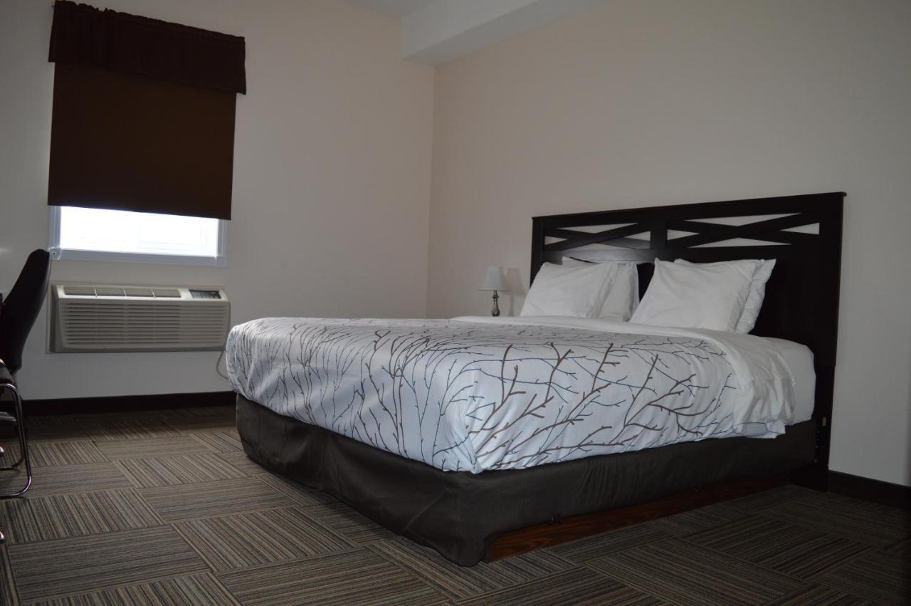Auberge Macdonald Guest Inn Iroquois Falls Exteriér fotografie