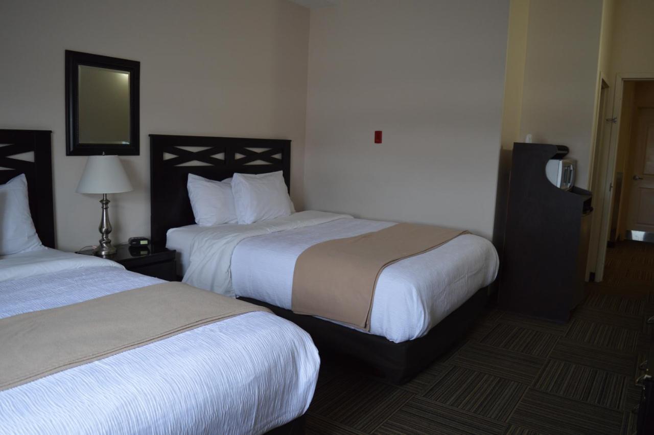 Auberge Macdonald Guest Inn Iroquois Falls Exteriér fotografie